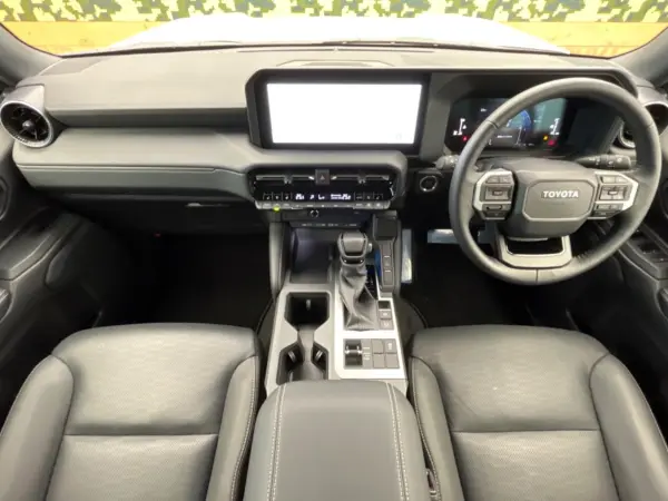 2025 Land Cruiser 250 — photo 2 | Tuminion Kenya