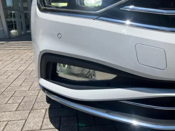 2023 Volkswagen Passat — photo 3 | Tuminion Kenya