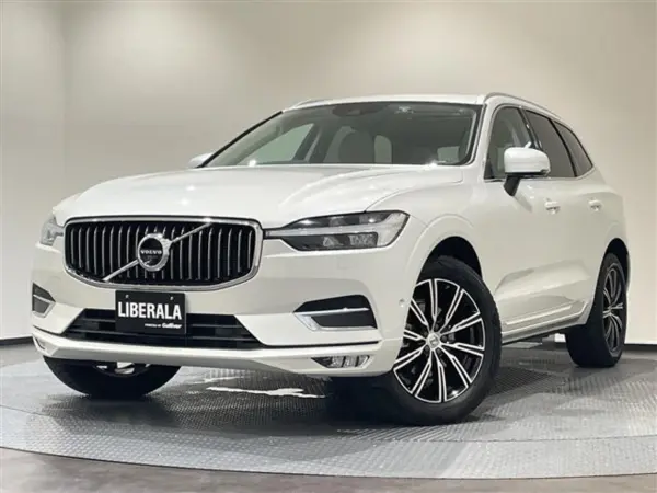 2021 Volvo Xc60 — photo 8 | Tuminion Kenya