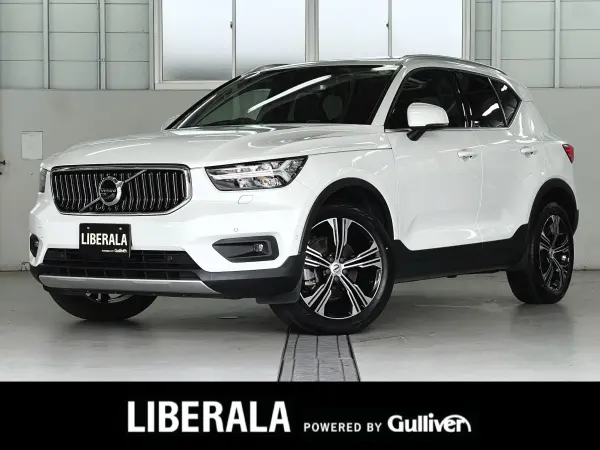 2021 Volvo Xc40 — photo 1