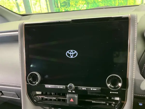 2023 Toyota Alphard — photo 8 | Tuminion Kenya