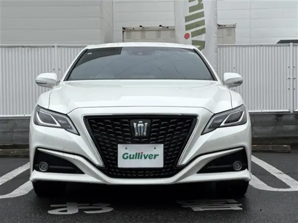 2019 Toyota Crown — photo 9 | Tuminion Kenya