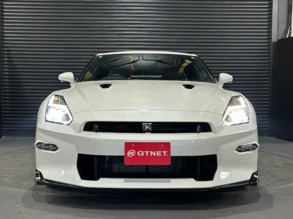2024 Nissan Gt-r — photo 2 | Tuminion Kenya