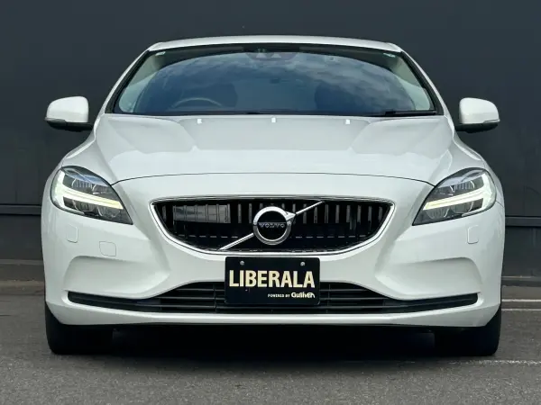 2018 Volvo V40 — photo 9 | Tuminion Kenya