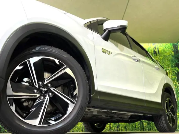 2021 Mitsubishi Eclipse Cross — photo 9 | Tuminion Kenya