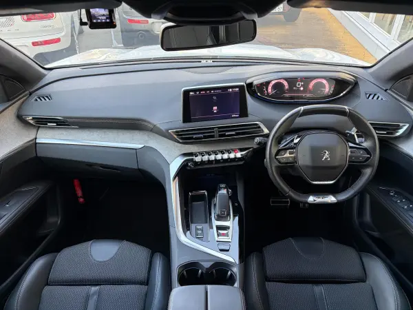 2022 Peugeot 3008 — photo 2 | Tuminion Kenya