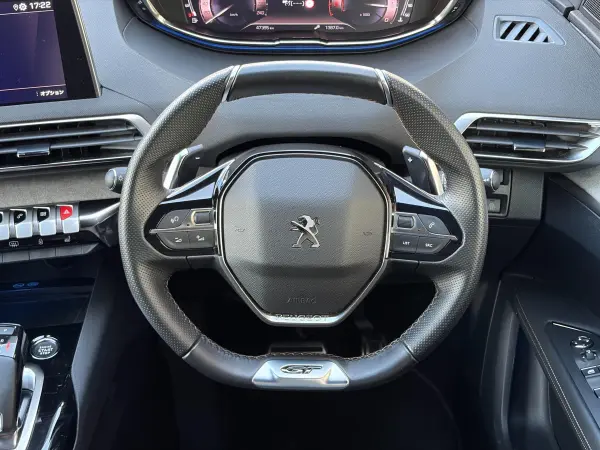 2022 Peugeot 3008 — photo 3 | Tuminion Kenya