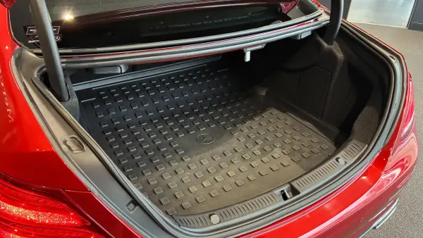 2020 Mercedes E Class — photo 7 | Tuminion Kenya