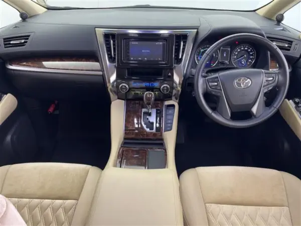 2019 Toyota Alphard — photo 7 | Tuminion Kenya