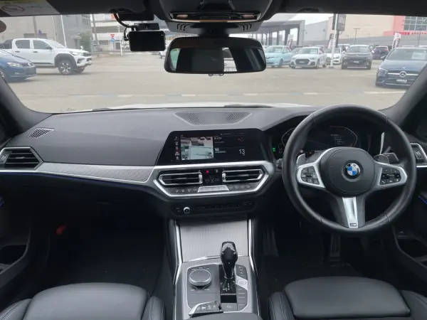 2022 Bmw 3 Series — photo 7 | Tuminion Kenya