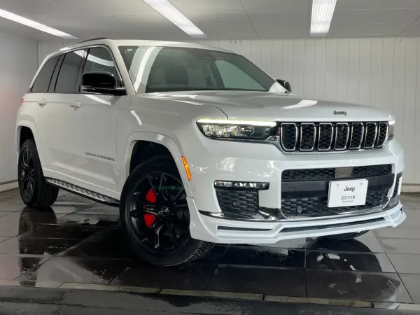 2024 Jeep Grand Cherokee — photo 9 | Tuminion Kenya