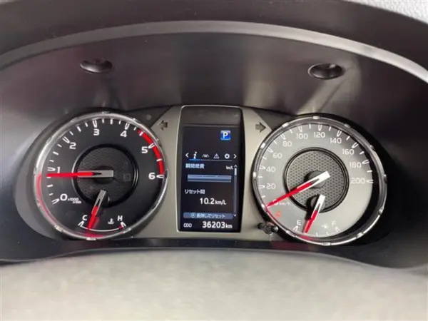 2023 Toyota Hilux — photo 3 | Tuminion Kenya