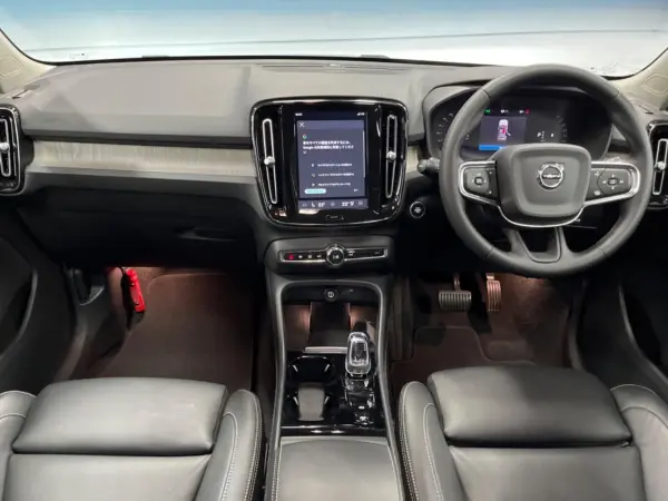 2023 Volvo Xc40 — photo 2 | Tuminion Kenya