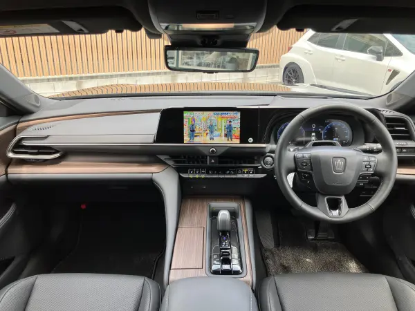2024 Toyota Crown — photo 2 | Tuminion Kenya