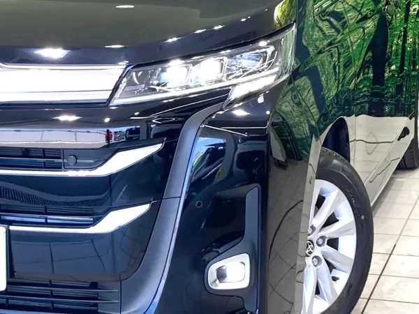 2023 Toyota Noah — photo 8 | Tuminion Kenya