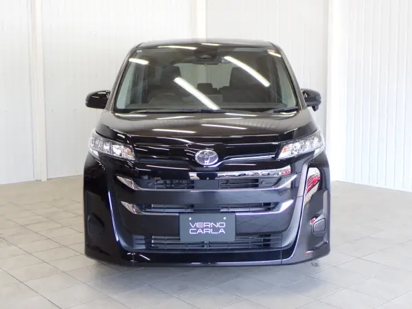 2024 Toyota Noah — photo 8 | Tuminion Kenya