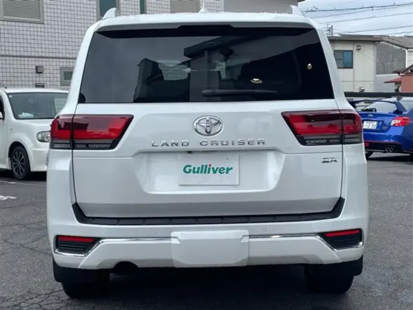 2023 Toyota Landrcuiser 300 — photo 9 | Tuminion Kenya