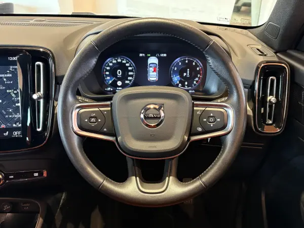 2021 Volvo Xc40 — photo 7 | Tuminion Kenya