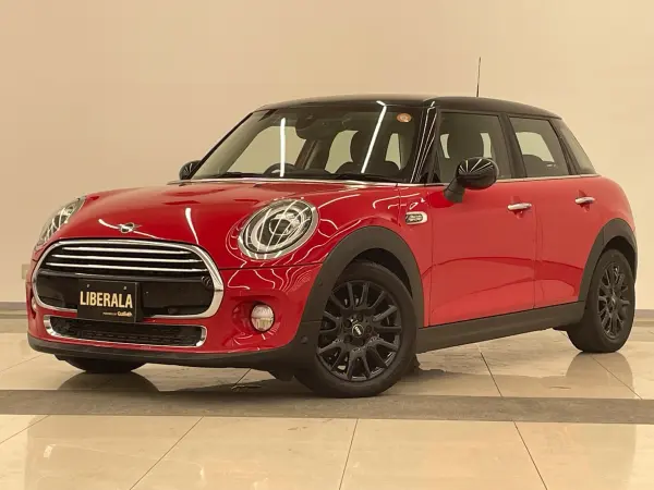 2019 Mini Cooper — photo 8 | Tuminion Kenya