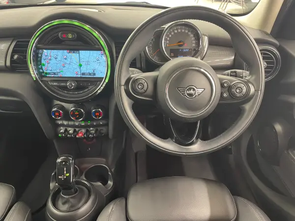 2019 Mini Cooper — photo 2 | Tuminion Kenya