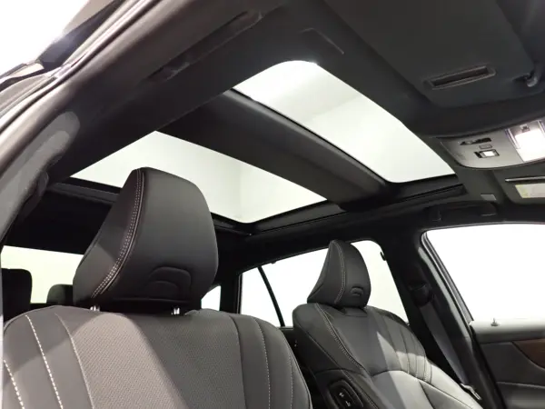 2024 Toyota Crown — photo 2 | Tuminion Kenya