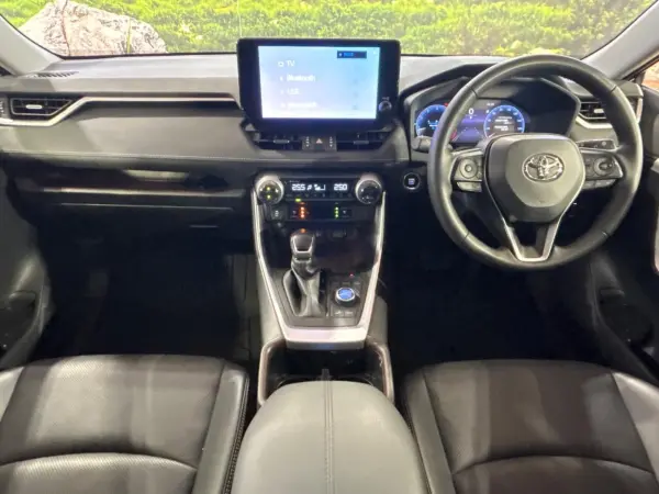 2025 Toyota  Rav4 — photo 2 | Tuminion Kenya