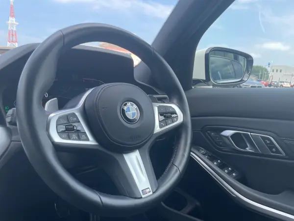 2021 Bmw 3 Series — photo 8 | Tuminion Kenya