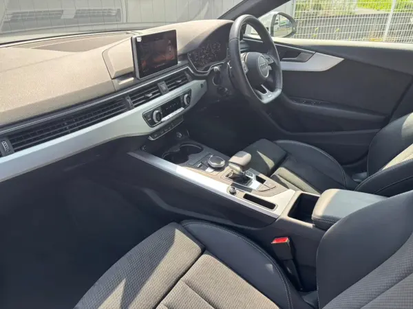 2020 Audi A5 Sportback — photo 8 | Tuminion Kenya