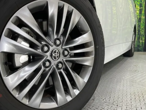 2025 Toyota Alphard — photo 9 | Tuminion Kenya