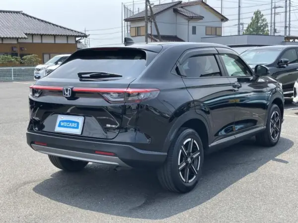 2023 Honda Vezel — photo 9 | Tuminion Kenya