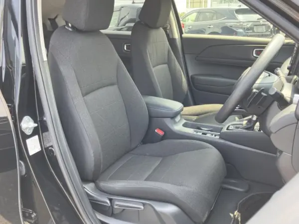 2023 Honda Vezel — photo 2 | Tuminion Kenya