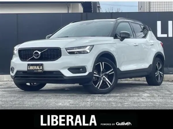 2020 Volvo Xc40 — photo 1