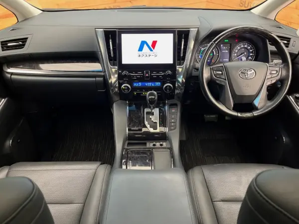 2021 Toyota Alphard — photo 2 | Tuminion Kenya