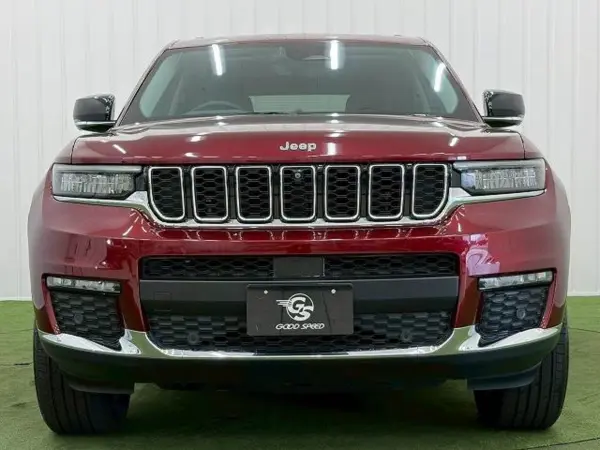 2022 Jeep Grand Cherokee — photo 8 | Tuminion Kenya