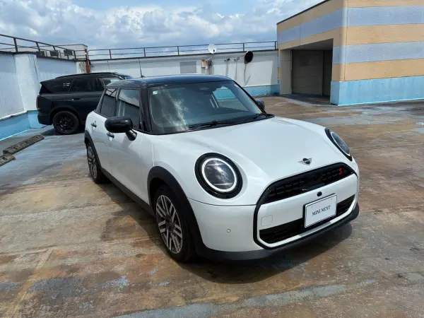 2025 Mini Cooper — photo 3 | Tuminion Kenya