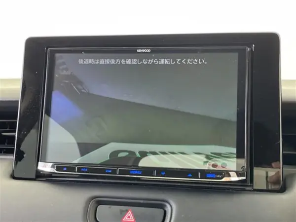 2022 Honda Vezel — photo 7 | Tuminion Kenya
