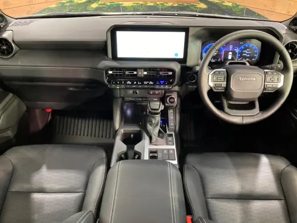 2025 Land Cruiser 250 — photo 2 | Tuminion Kenya