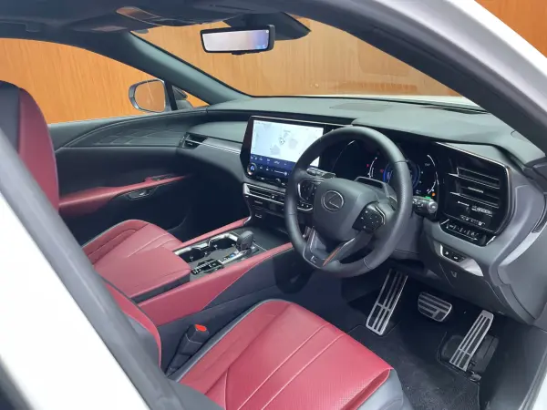 2024 Lexus Rx — photo 3 | Tuminion Kenya