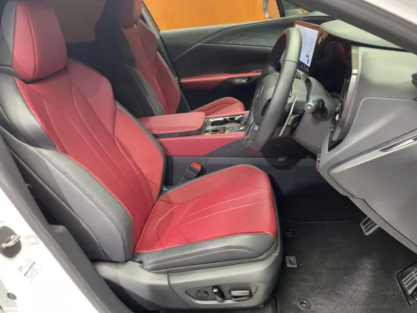 2024 Lexus Rx — photo 7 | Tuminion Kenya