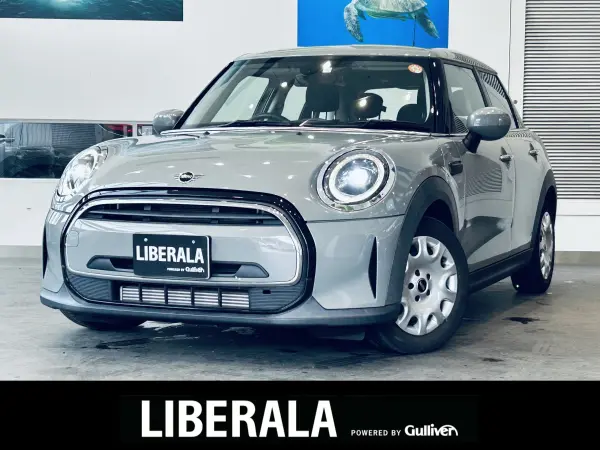 2022 Mini Cooper — photo 1