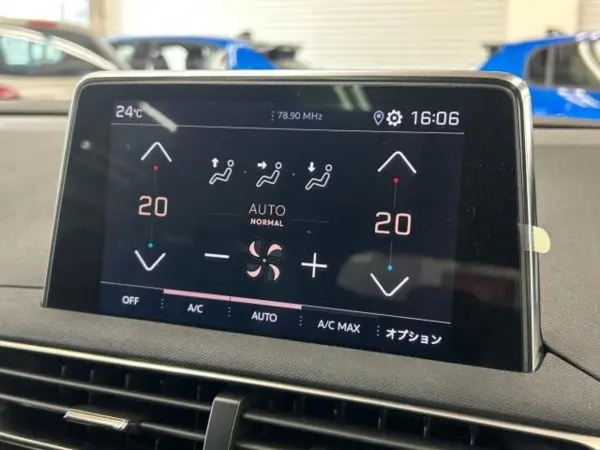2021 Peugeot 5008 — photo 9 | Tuminion Kenya