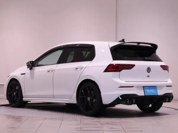 2023 Volkswagen Golf — photo 7 | Tuminion Kenya