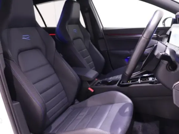 2023 Volkswagen Golf — photo 9 | Tuminion Kenya