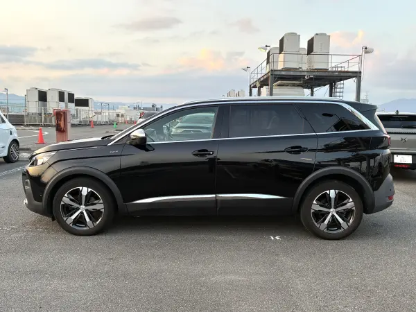 2020 Peugeot 5008 — photo 3 | Tuminion Kenya