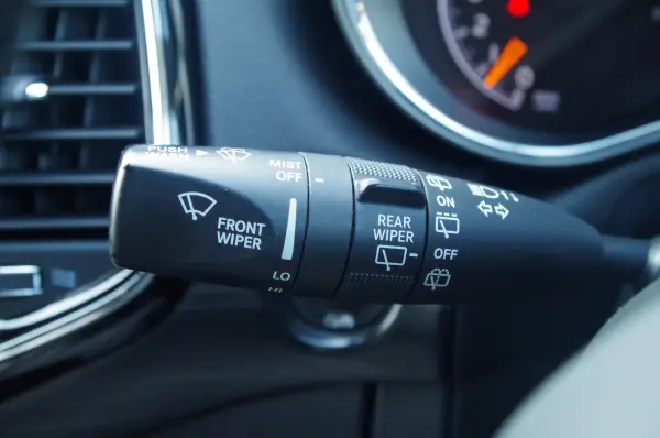 2019 Jeep Grand Cherokee — photo 7 | Tuminion Kenya