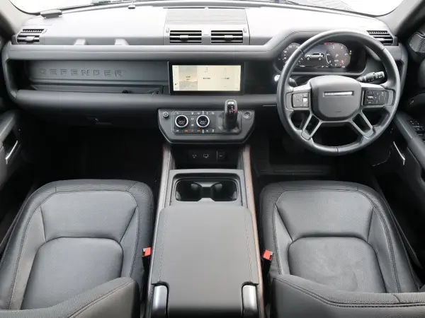 2024 Landrover Defender — photo 2 | Tuminion Kenya