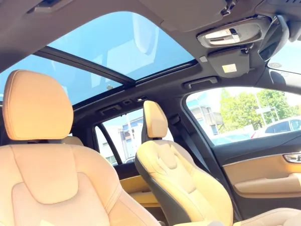 2024 Volvo Xc90 — photo 7 | Tuminion Kenya