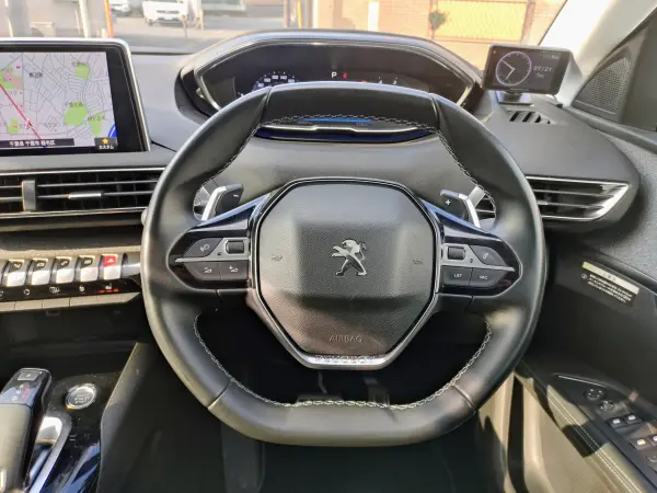 2020 Peugeot 5008 — photo 9 | Tuminion Kenya