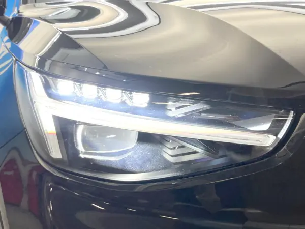 2023 Volvo Xc40 — photo 9 | Tuminion Kenya