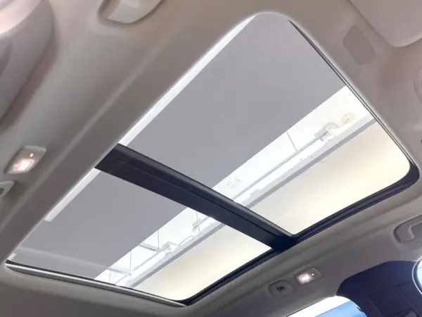 2023 Volvo Xc40 — photo 3 | Tuminion Kenya